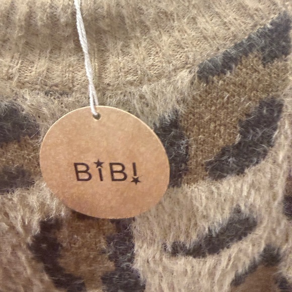 BiBi Leopard Print Fuzzy Crewneck Sweater - Tan, Black, Brown - Picture 3 of 4